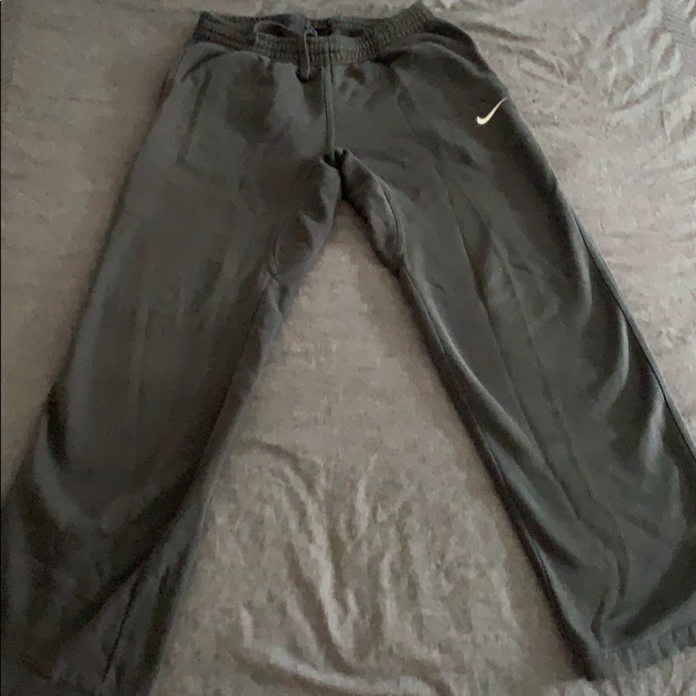 Nike grey wide leg sweatpants